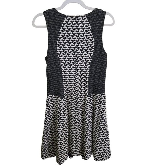 Reiss Eliza Dress Fit And Flare Black Cream Geometric Dress Size 6 - Picture 3 of 6